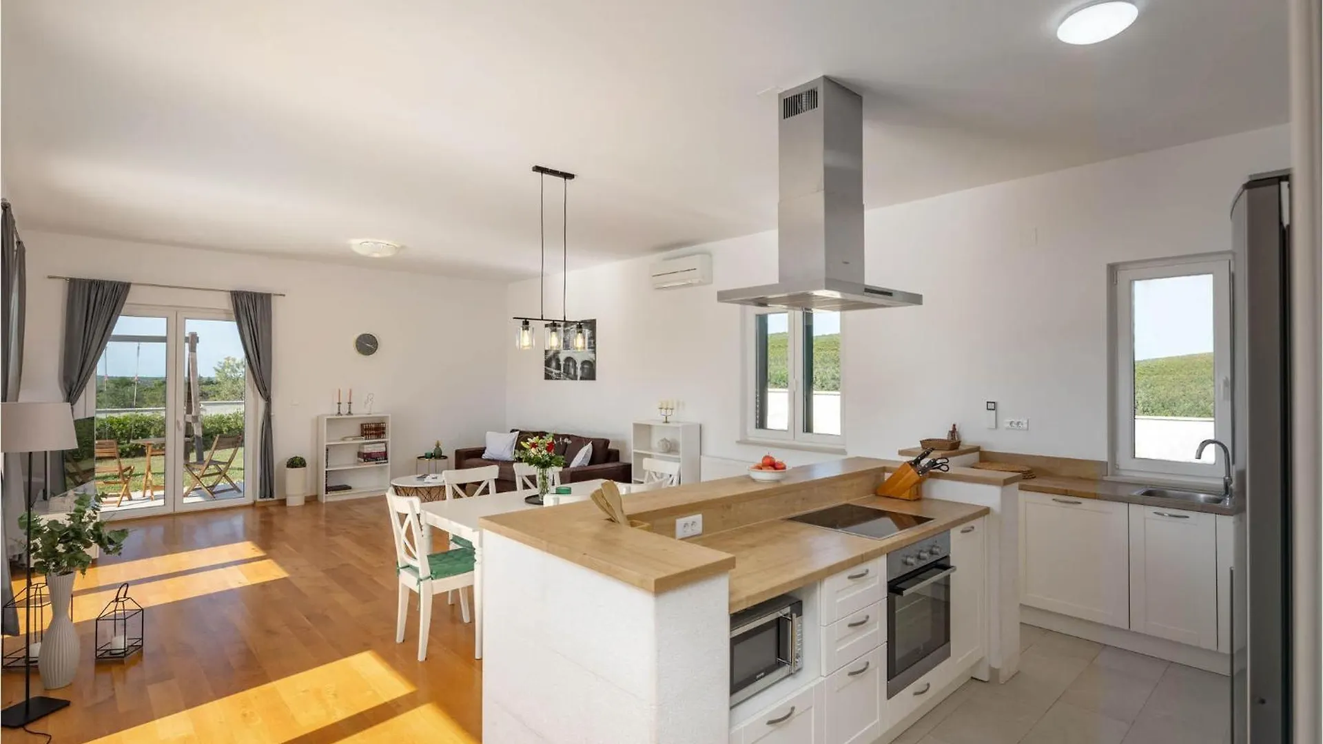 Villa Anica Debeljak Holiday home