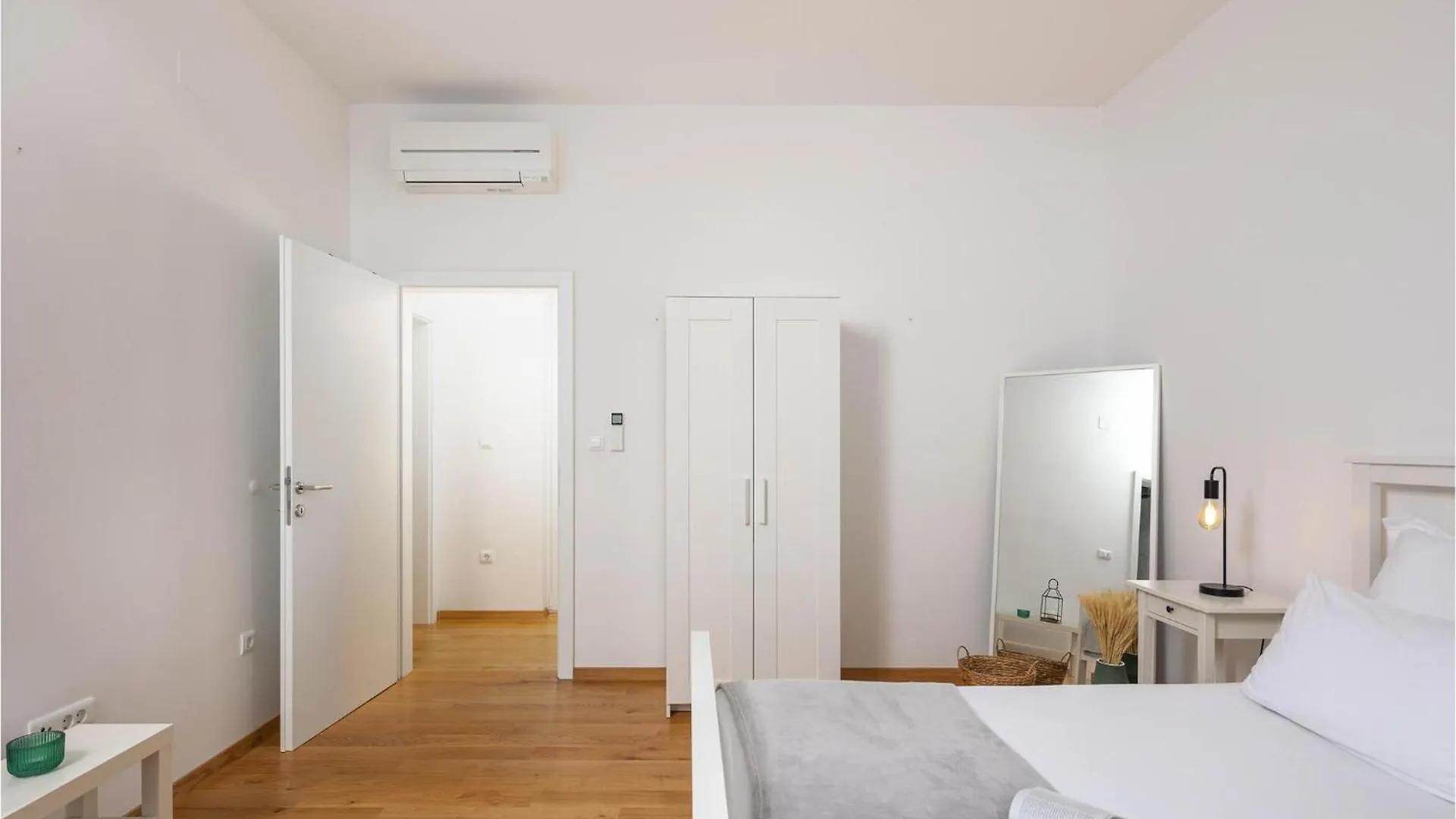 Holiday home Villa Anica Debeljak